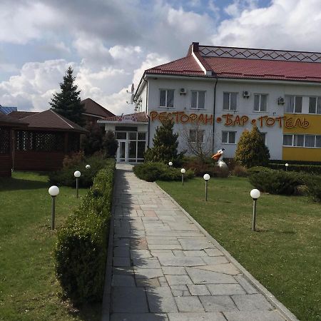 Готель "У Свата" Гришківці Бердичівський Р-Н Hryshkivtsi ภายนอก รูปภาพ